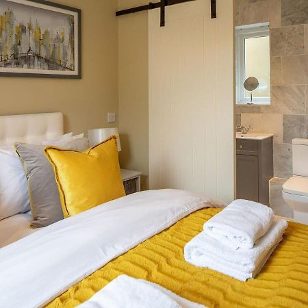 Frebus House Villa Dartmouth Dış mekan fotoğraf
